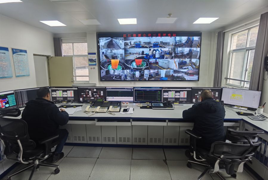 5.運行值班現場 5.運行值班現場