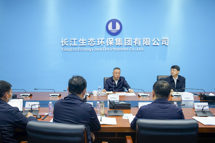 2021120317052974024 2021120317052974024