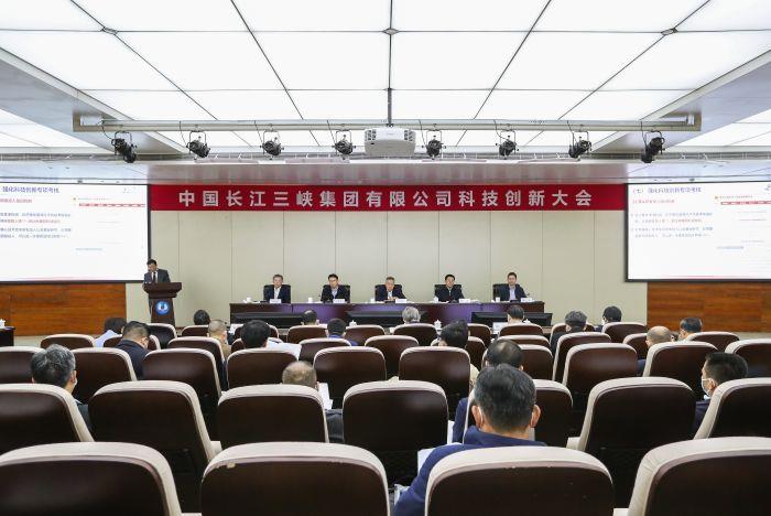 2021111217042368955 2021111217042368955